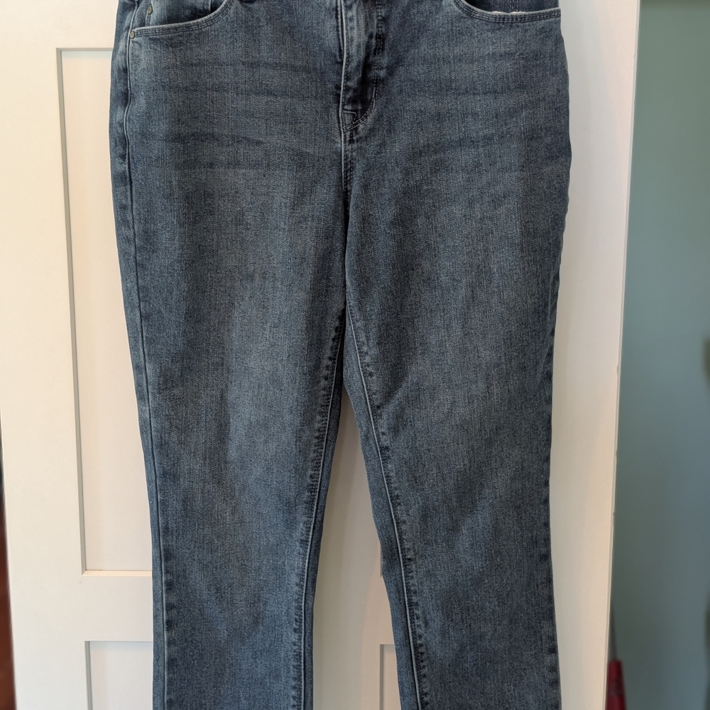 Laurie Felt Straight-Leg Jeans in Faded Denim Blue
